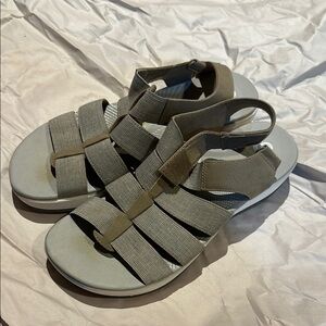 Clarks woman sandals